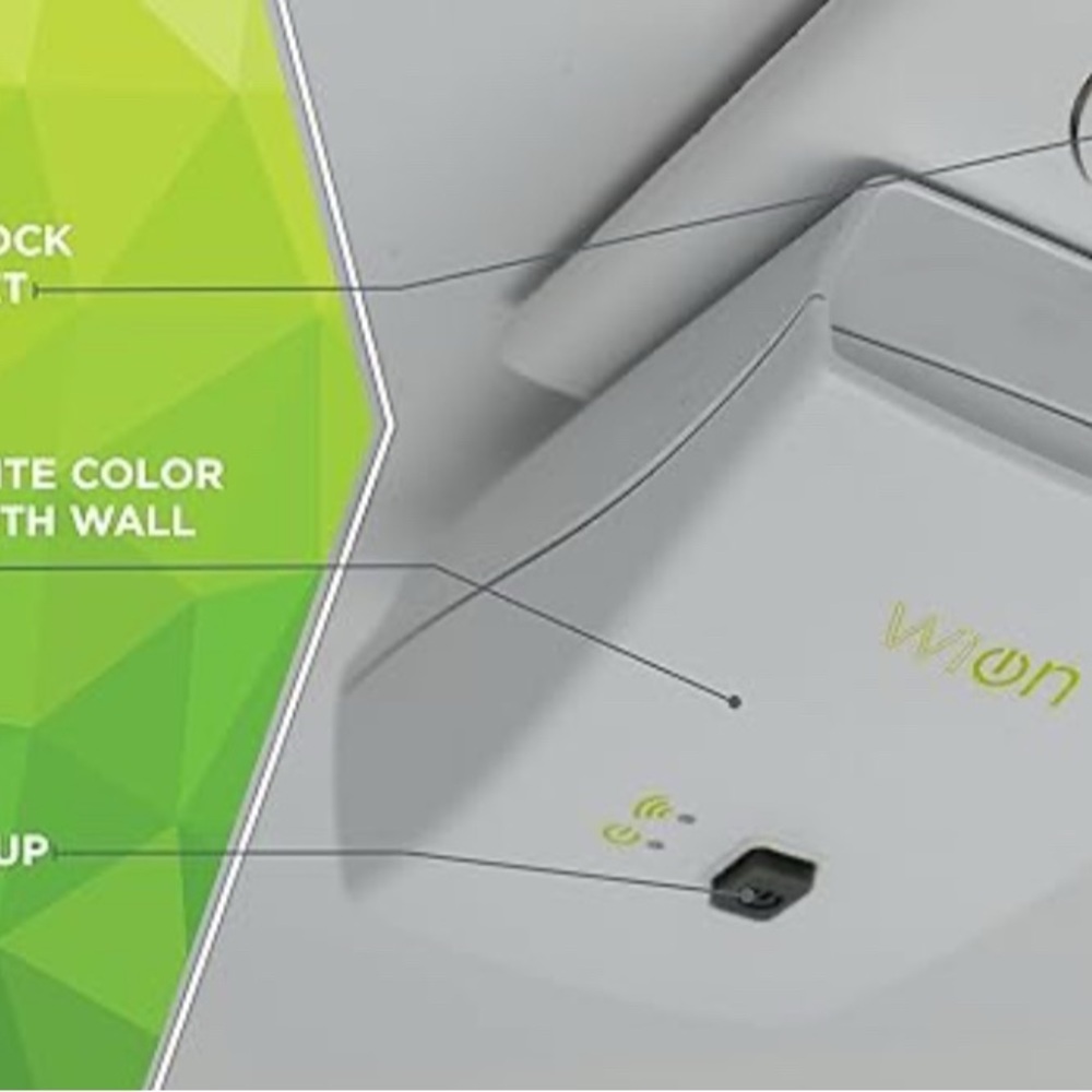 White Smart Plug - Picture 5 of 9